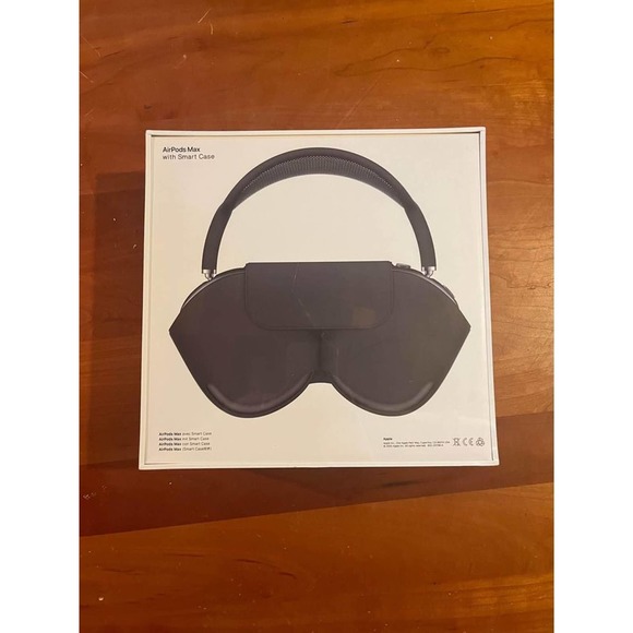 AirPods Max - Picture 2 of 4